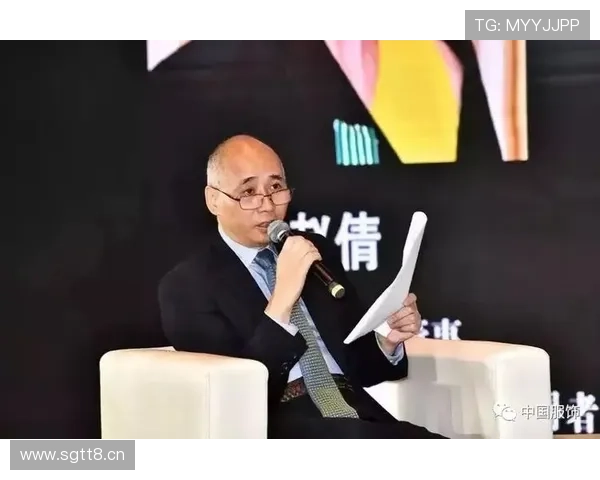 如何通过创新思维与战略眼光助力企业家和商人的成功转型与成长
