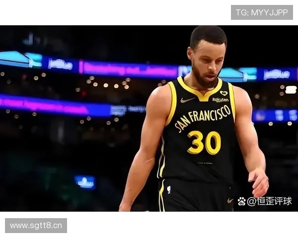 提前被换下库里正负值垫底全场