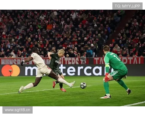 拜仁逆境抢14分追平上季德甲